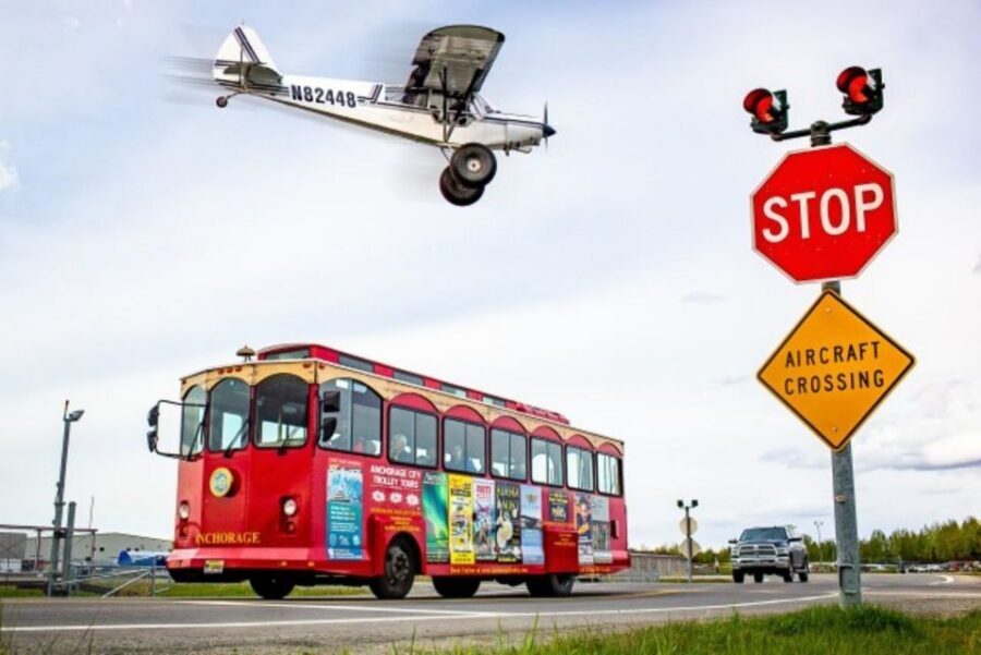 Anchorage: Deluxe Trolley City Tour - Stop 1: Ship Creek for Fishermen and Salmon Action
