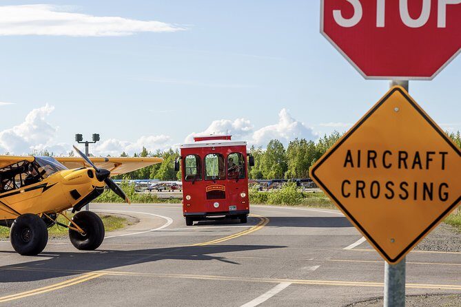 Anchorage Trolley Tour - The 1964 earthquake stop: history with visible weight