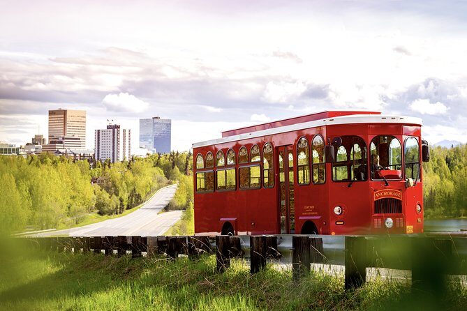 Anchorage Trolley Tour - Seats, timing, and what to expect for photos