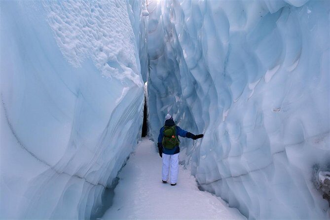 Matanuska Glacier Winter Tour - The 8:00 am pickup morning and the Glenn Highway ride